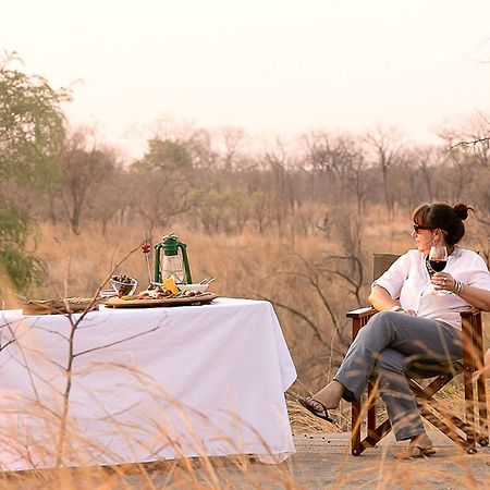 Wildtrack Safaris Eco Lodge Pandamatenga Exteriör bild
