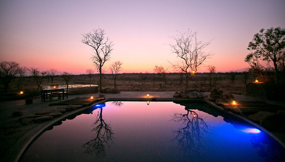 Wildtrack Safaris Eco Lodge Pandamatenga Exteriör bild