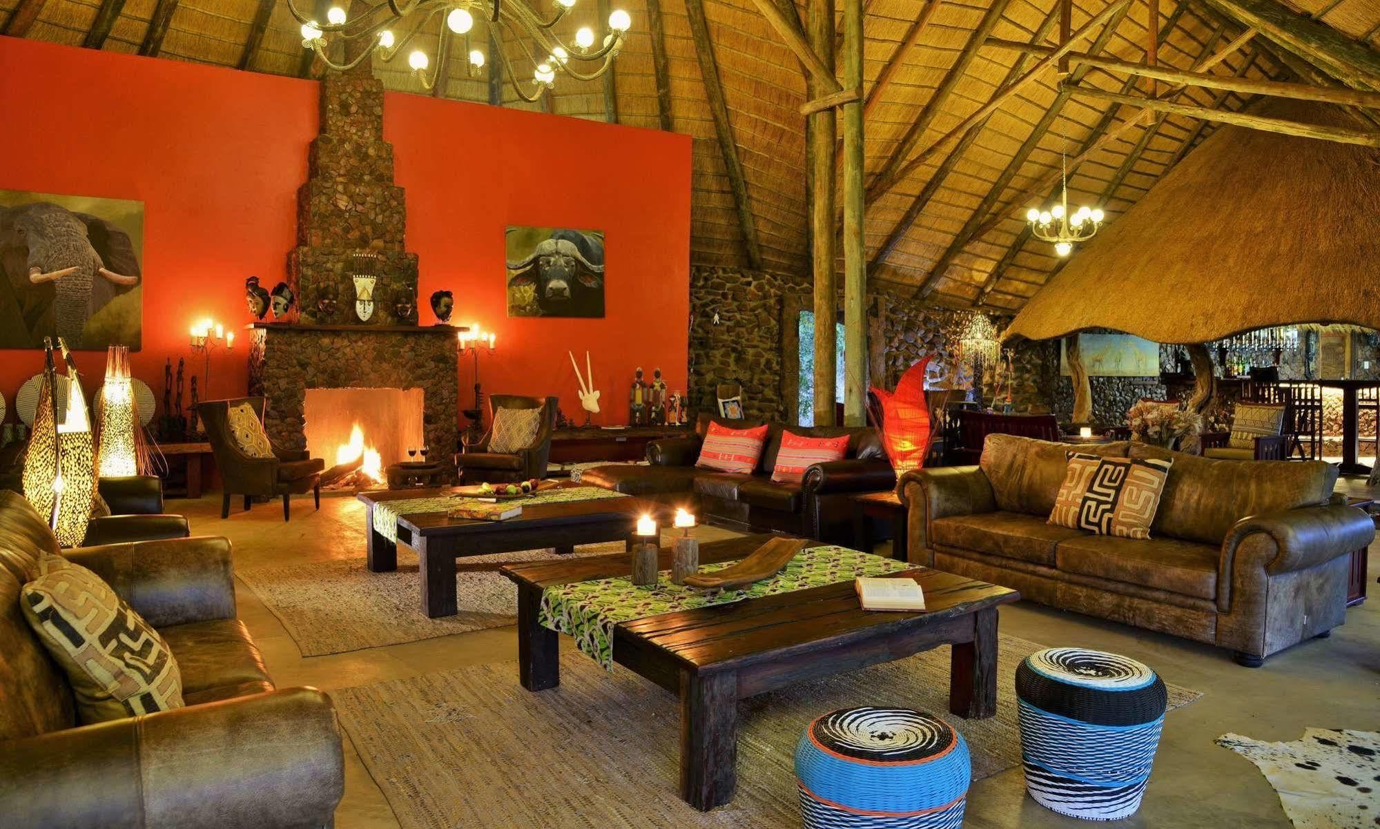 Wildtrack Safaris Eco Lodge Pandamatenga Exteriör bild